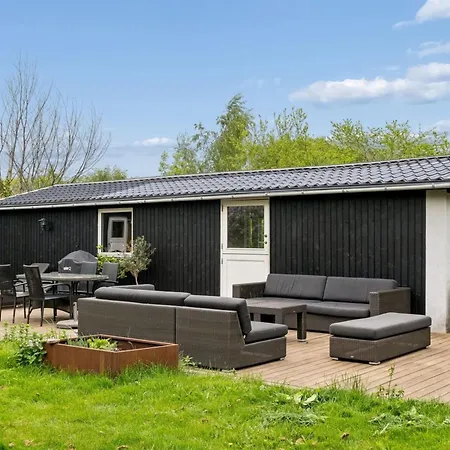 Gun - 300m To The Fjord By Interhome