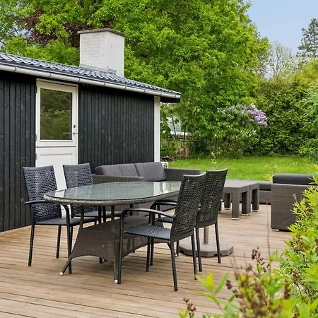 Casa vacanze Gun - 300m To The Fjord By Interhome